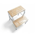 Escabeau médical 2 marches époxy avec marches en bois – Matériel médical Tunisie