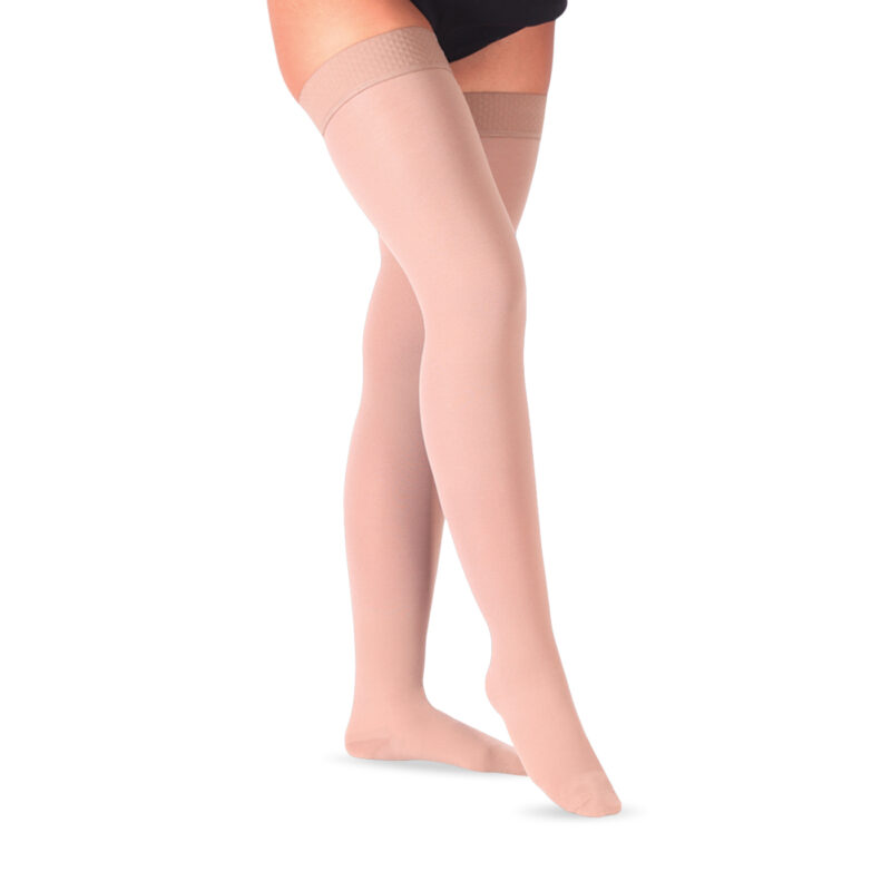 Bas à bout fermé supragenual (CCL2)