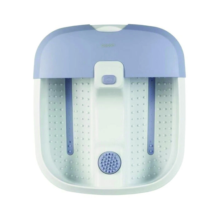 Découvrez le summum du confort avec le Beurer Bain Massage de Pieds FB12, une véritable oasis de détente à portée de vos pieds. Ce bijou de technologie vous offre une expérience de massage inégalée tout en prenant soin de votre bien-être. Plongez vos pieds dans un bain chaud et laissez les tensions de la journée se dissiper progressivement. Conçu avec ingéniosité, le Beurer Bain Massage de Pieds FB12 combine les bienfaits apaisants de l'hydrothérapie avec un massage par vibrations revigorant. Grâce à sa forme ergonomique, il s'adapte parfaitement à vos pieds, procurant un massage ciblé et efficace. Les vibrations douces stimulent la circulation sanguine, soulageant la fatigue et ravivant vos pieds endoloris.